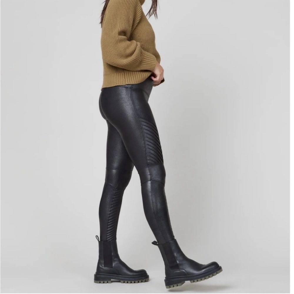 Spanx Faux Moto Leggings Size L - Picture 2 of 12